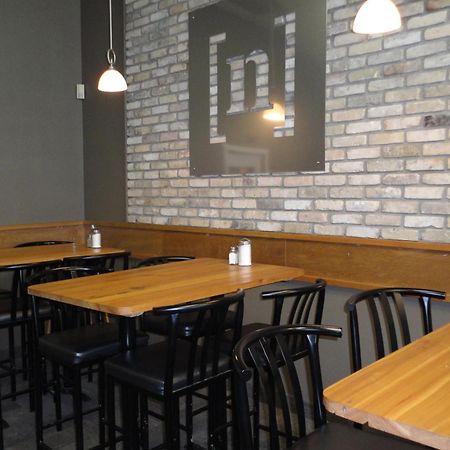圣诺伯特酒店 温尼伯 外观 照片